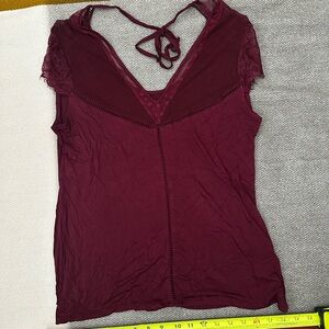 Elegant Lace Trim Camisole in Deep Burgundy